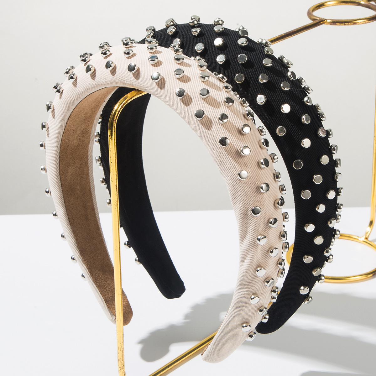 Ring Toss Outdoor - Tiara de Esponja com Rebites Largos,
