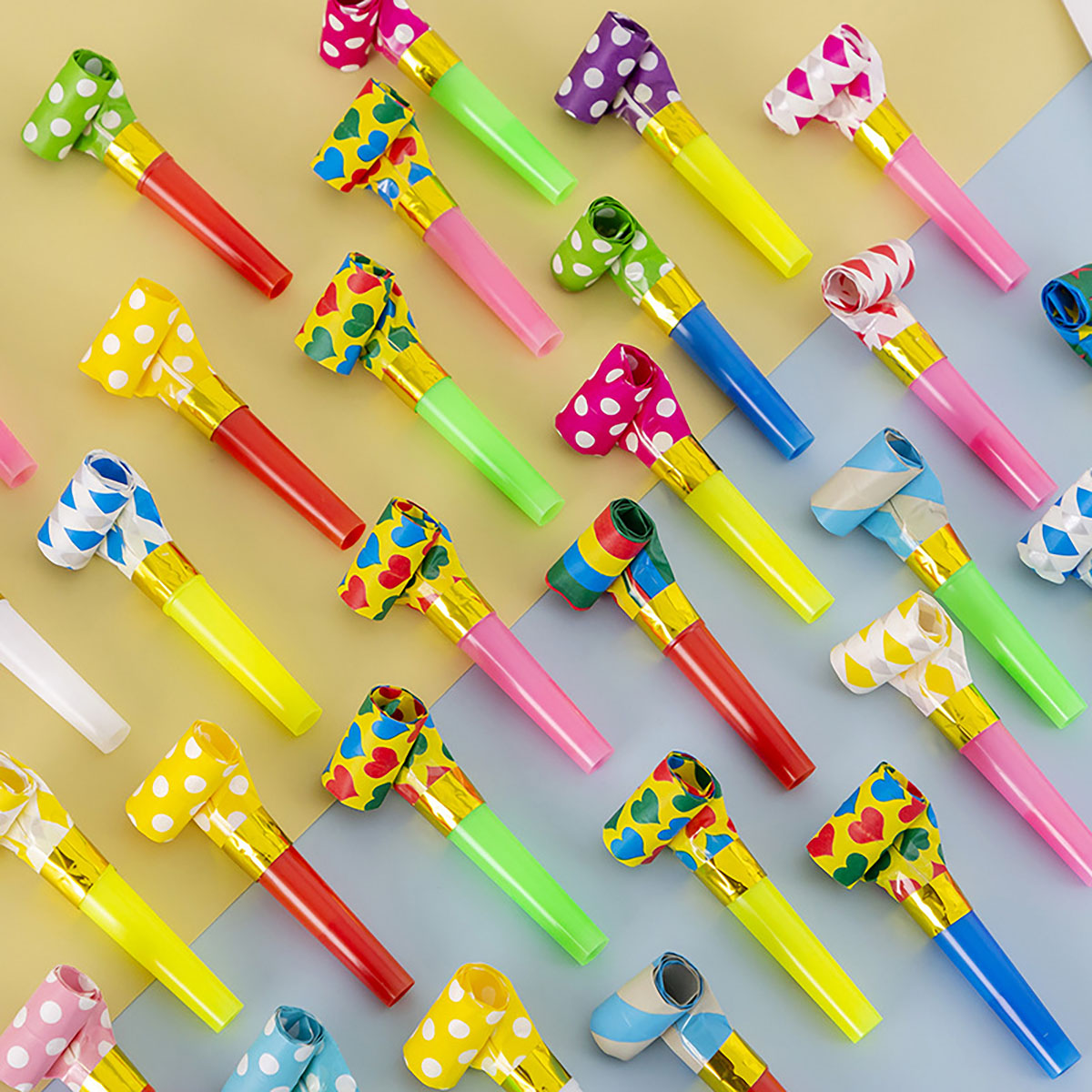 30 pçs assobios coloridos brin - Party Games Adult Birthday avaliação e preço